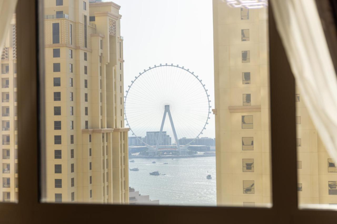 Travel Hub Premium Hostel Dubai Luaran gambar